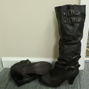 Ladies boots